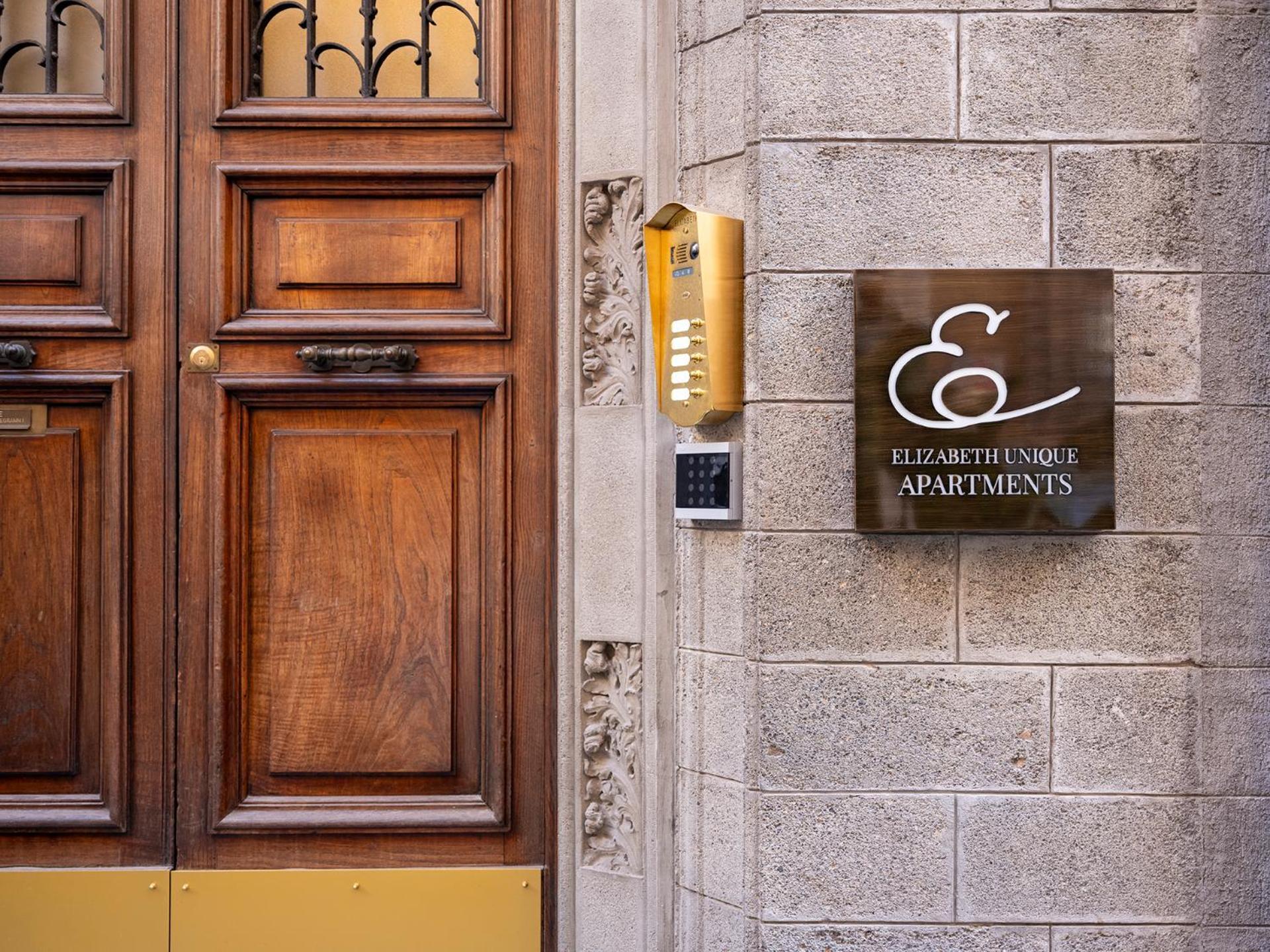 Elizabeth Unique Apartments - A Member Of Design Hotels Roma Esterno foto